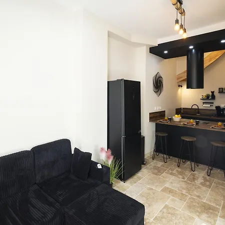 Maison 4 I Jacuzzi I Netflix I 10 Couchages Max I Centre Holiday home Saint-Omer (Pas-de-Calais)