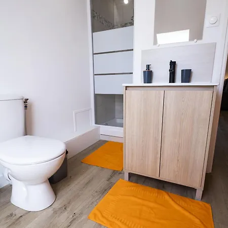 Maison 4 I Jacuzzi I Netflix I 10 Couchages Max I Centre Holiday home Saint-Omer (Pas-de-Calais)