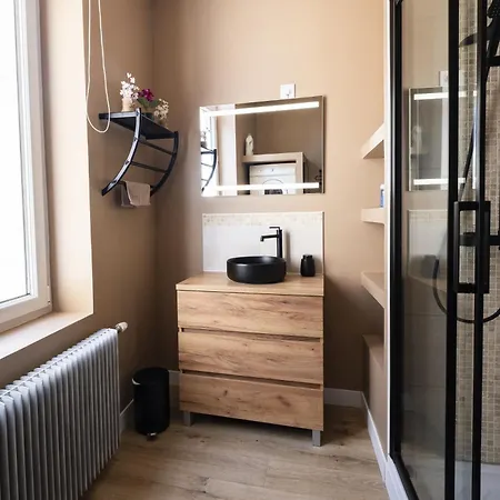 Maison 4 I Jacuzzi I Netflix I 10 Couchages Max I Centre *