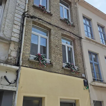 Holiday home Maison 4 I Jacuzzi I Netflix I 10 Couchages Max I Centre